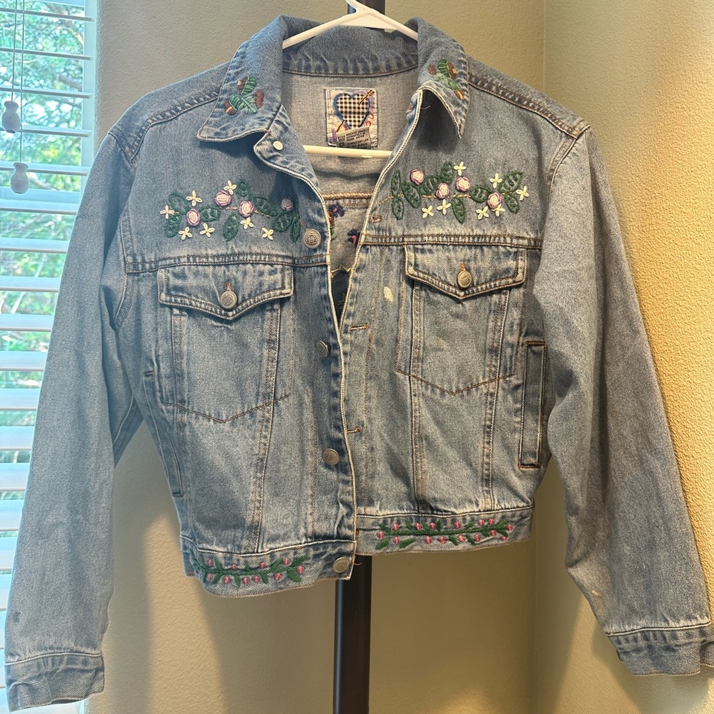 Vintage cropped Jean Jacket Size L